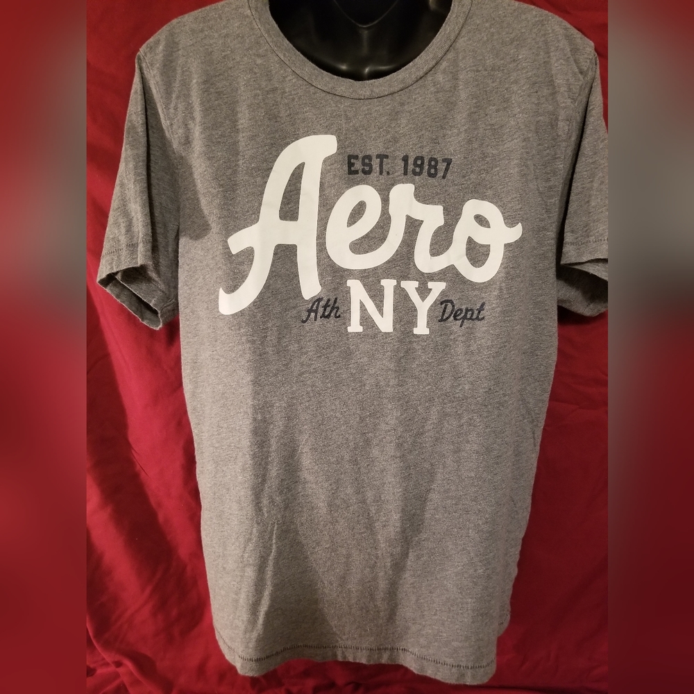 Aeropostale Men's Logo Grey TShirt, Size M